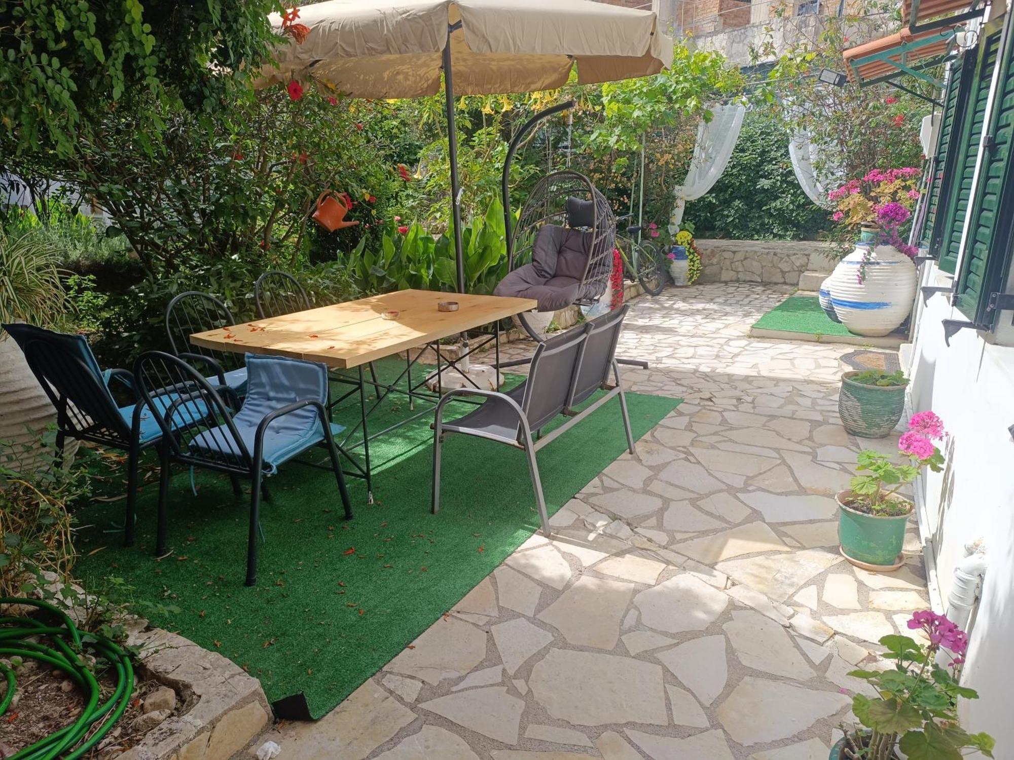 Apartment Garden